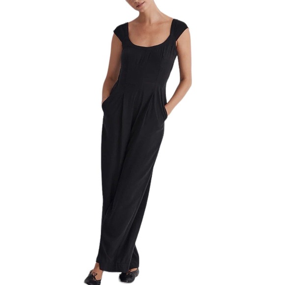 Madewell Pants - NWT Madewell Black Cap Sleeve Crop Wide Leg Smocked Jumpsuit Womens Size 0